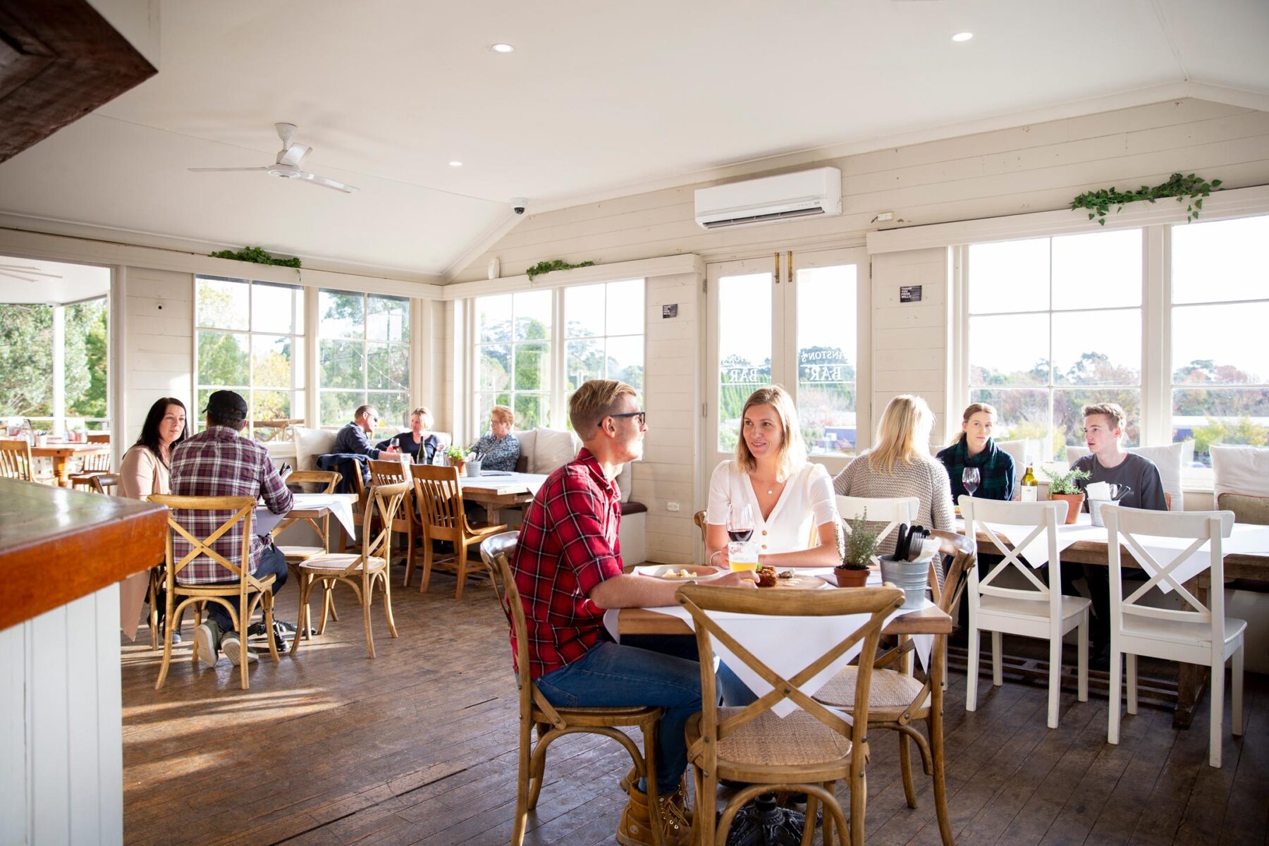 Robertson Public House & Kitchen - Southern Highlands - The Robo Pub