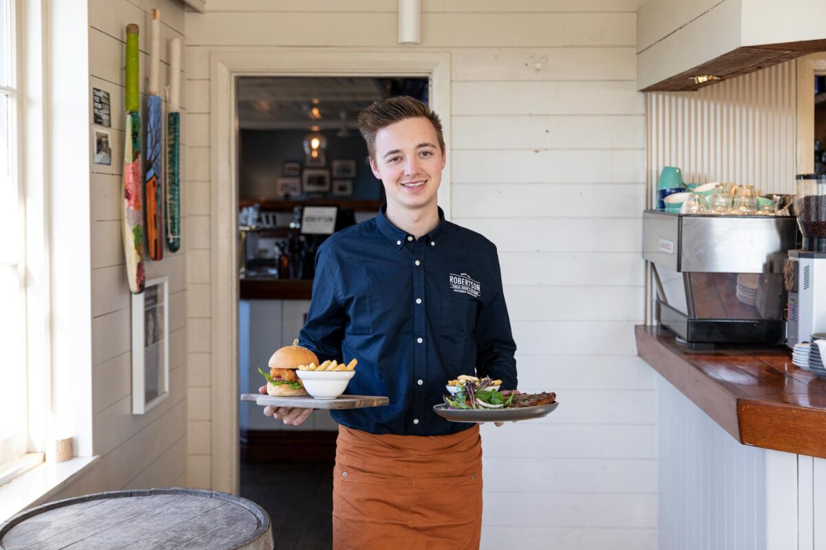 Dining – Robertson Public House & Kitchen – Southern Highlands